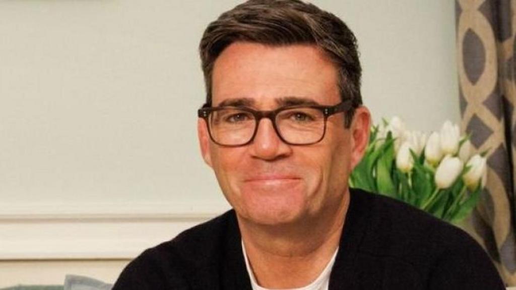 Prime Minister swaps dispatch box for Gogglebox
